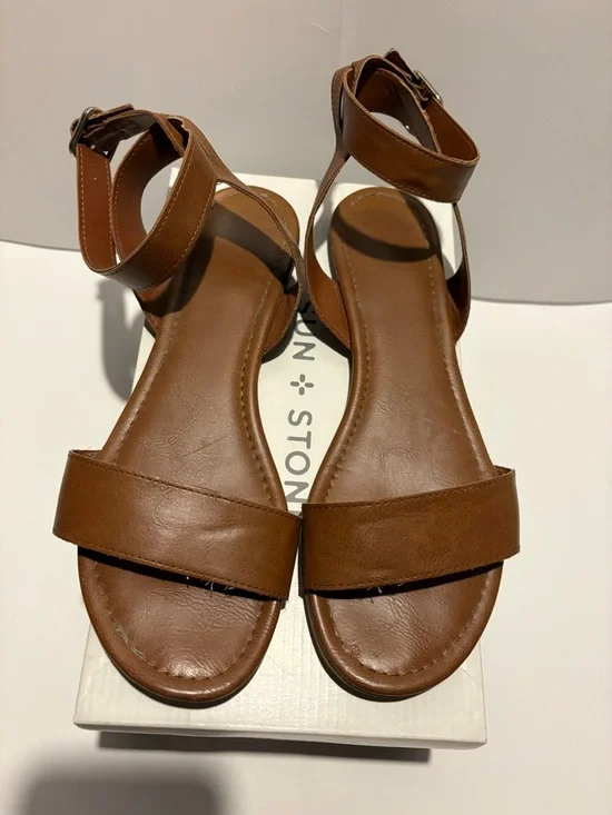 Women’s Brown Ankle-Strap Leather-Look Sandals - Comfortable Everyday Style - Picture 1 of 3